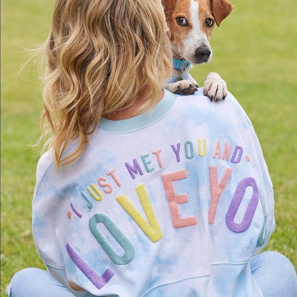 IM LOOKING FOR THIS SPIRIT JERSEY